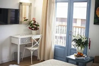 Operetta House Apartment Larnaca 0*,