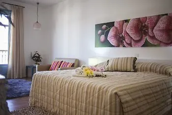 Operetta House Apartment Larnaca 0*,
