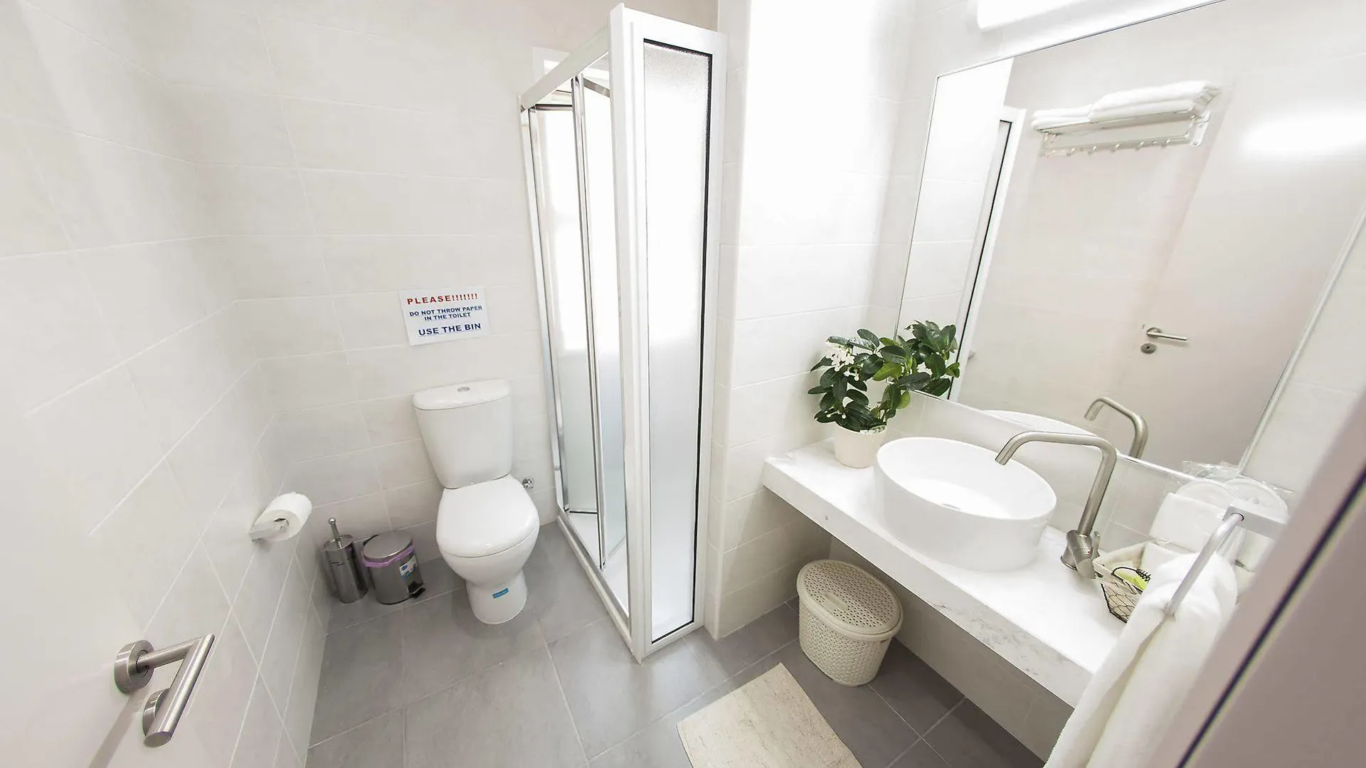Operetta House Apartment Larnaca 0*,